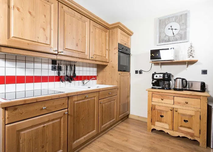 Le Paradis 8 By Interhome Daire Chamonix